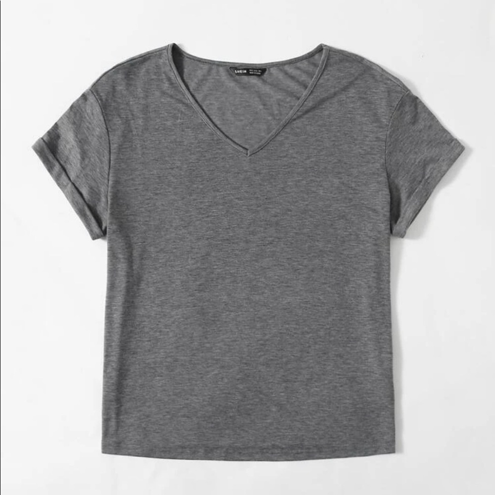 V-neck tee